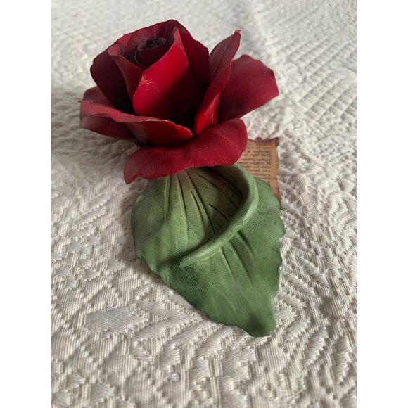 Dea Capodimote Red Rose with Leaves porcelain figure Made in Italy - Picture 2 of 9